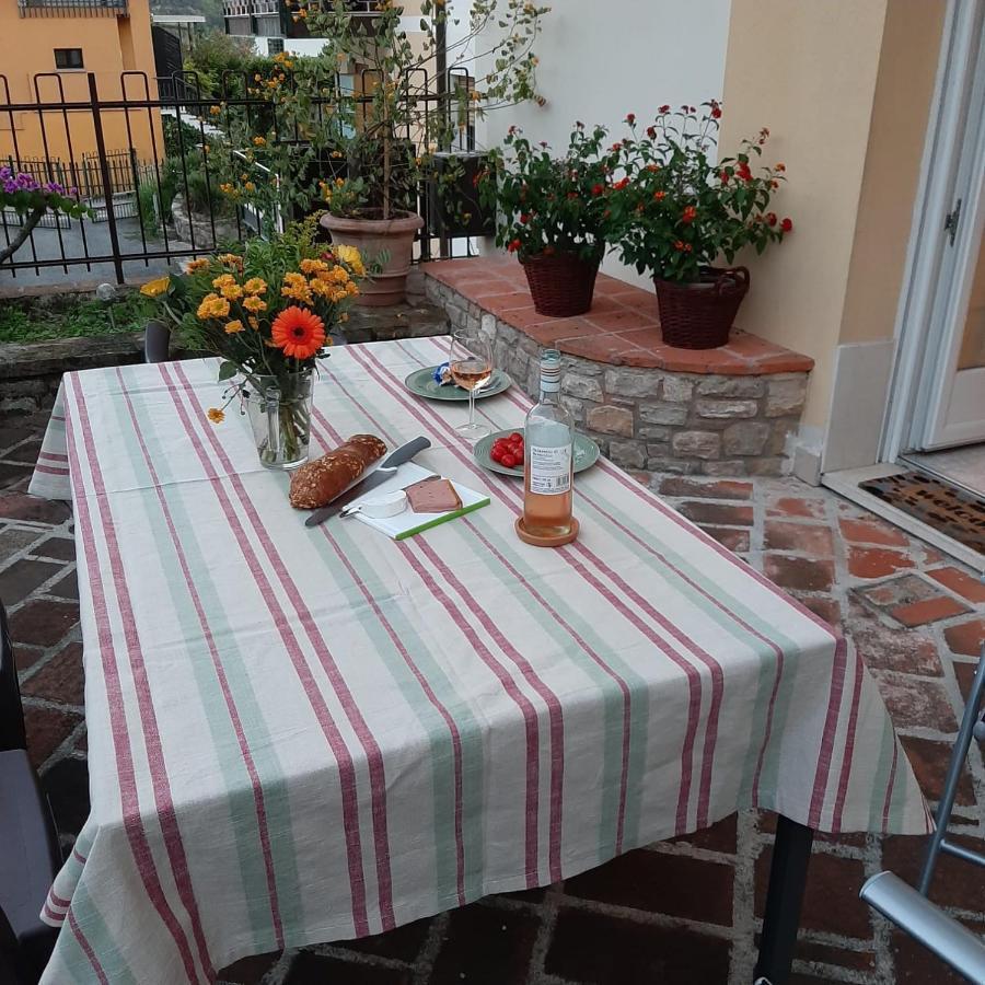 Appartamento Girasole, Salo Exterior photo